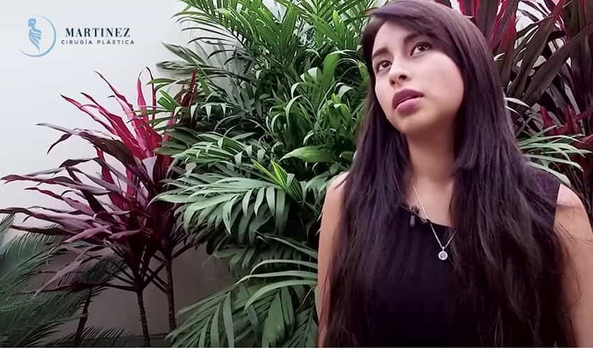 Aumento de Mamas — Cirugía Plástica Martínez